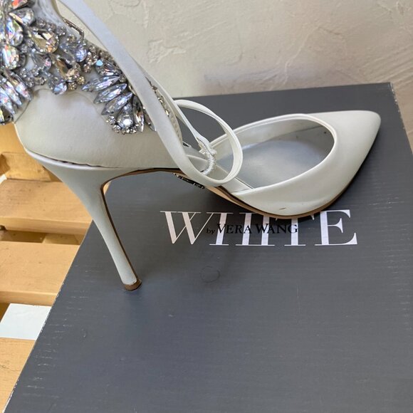 Ivory White by Vera Wang Crystal Pointed Heels - Picture 3 of 6